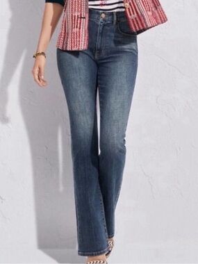 Cabi 6069R 5th Avenue High Rise Waist Whiskering Slim Fit Stretch Flare Jeans
